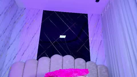 Snapshot of violeta_london chatting on July 9, 2026, 3:10 am violeta london online show from July 9, 2026, 3:10 am