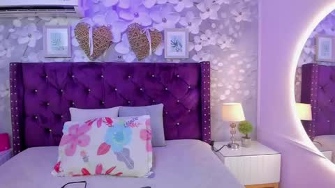Snapshot of violeta_medina chatting on May 30, 2026, 2:52 am violeta_medina online show from May 30, 2026, 2:52 am
