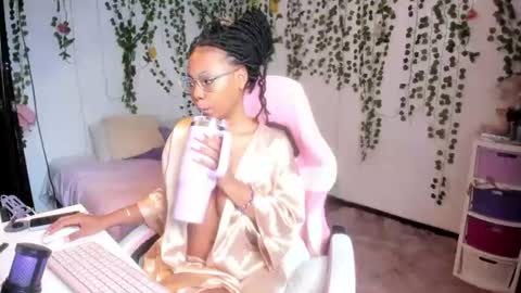 Violeta online show from July 20, 2026, 5:59 pm