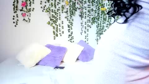 Snapshot of violeta_milleer chatting on March 8, 2025, 5:11 pm Violeta online show from March 8, 2025, 5:11 pm