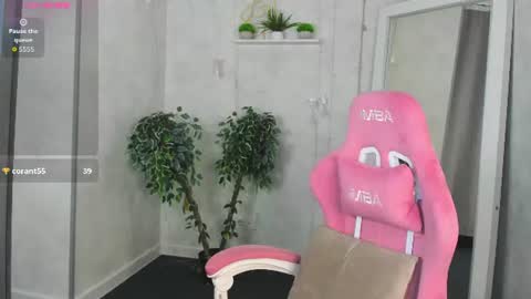 Snapshot of violeta_paul chatting on July 6, 2026, 12:18 am Violeta online show from July 6, 2026, 12:18 am
