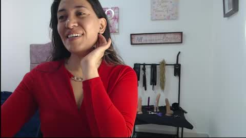 Snapshot of violeta_scott_ chatting on May 16, 2026, 1:54 pm violeta_scott_ online show from May 16, 2026, 1:54 pm