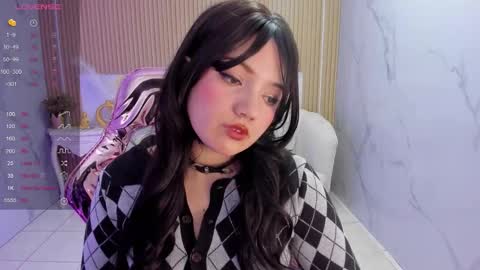 Snapshot of violeta_sub chatting on October 20, 2025, 1:11 pm IG violeta sub online show from October 20, 2025, 1:11 pm