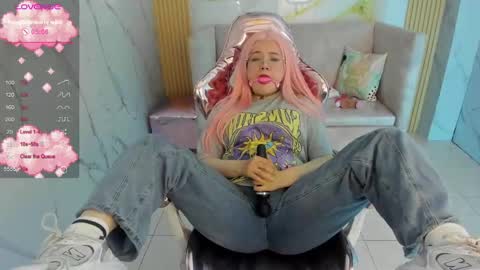 Snapshot of violeta_sub chatting on November 6, 2025, 1:23 pm IG violeta sub online show from November 6, 2025, 1:23 pm