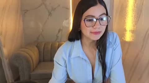 violeta_tf online show from March 10, 2026, 1:38 pm
