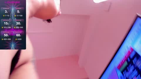 Violeta  online show from December 9, 2024, 5:52 pm