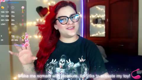 Snapshot of violetabitch chatting on November 18, 2025, 1:22 am Violetta Morningstar online show from November 18, 2025, 1:22 am