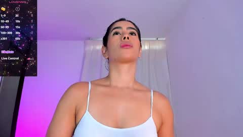 Snapshot of violetasotter chatting on September 13, 2025, 12:16 pm Violeta online show from September 13, 2025, 12:16 pm