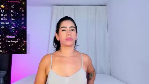 Snapshot of violetasotter chatting on November 30, 2025, 10:30 am Violeta online show from November 30, 2025, 10:30 am