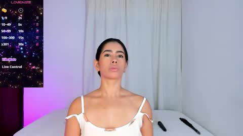 Violeta online show from March 15, 2026, 9:37 am