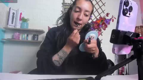 Snapshot of violetatto1 chatting on July 12, 2026, 5:37 pm Violeta online show from July 12, 2026, 5:37 pm