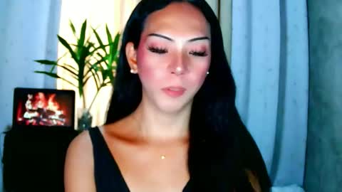 JUVY online show from April 25, 2026, 1:52 am