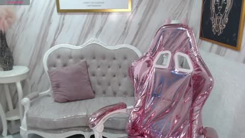 Snapshot of violeth_b chatting on December 5, 2024, 12:33 pm violeth_b online show from December 5, 2024, 12:33 pm