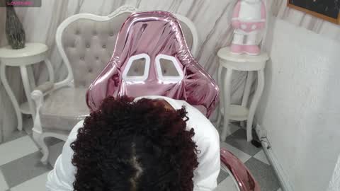 Snapshot of violeth_b chatting on December 11, 2024, 3:47 pm violeth_b online show from December 11, 2024, 3:47 pm