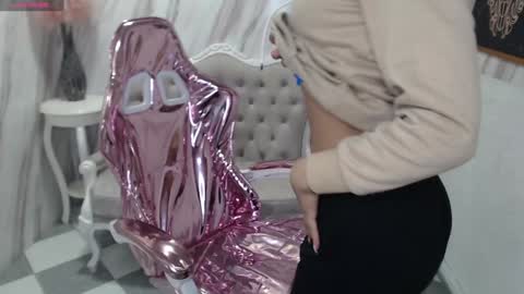 Snapshot of violeth_b chatting on December 13, 2024, 12:50 pm violeth_b online show from December 13, 2024, 12:50 pm