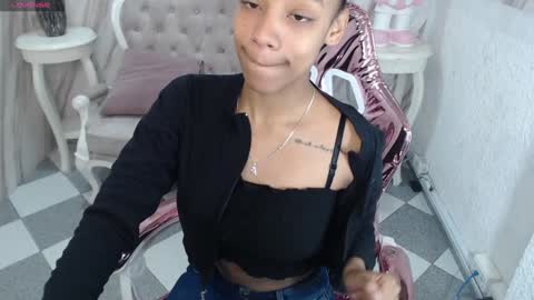 Snapshot of violeth_b chatting on December 23, 2024, 12:41 pm violeth_b online show from December 23, 2024, 12:41 pm