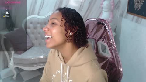 Snapshot of violeth_b chatting on January 8, 2025, 12:37 pm violeth_b online show from January 8, 2025, 12:37 pm