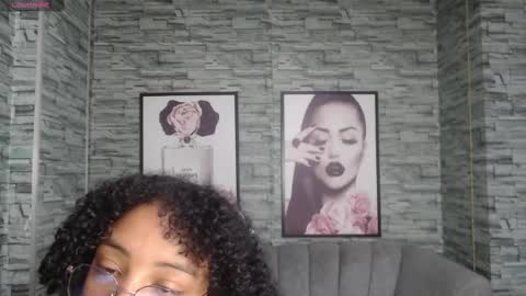 Snapshot of violeth_b chatting on September 22, 2025, 12:40 pm violeth_b online show from September 22, 2025, 12:40 pm