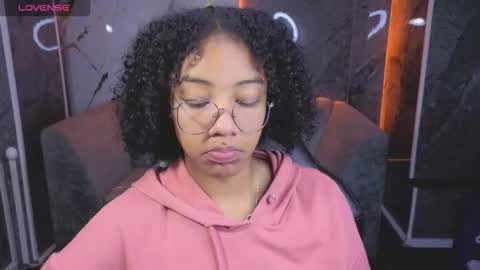 Snapshot of violeth_b chatting on November 24, 2025, 12:49 pm violeth_b online show from November 24, 2025, 12:49 pm