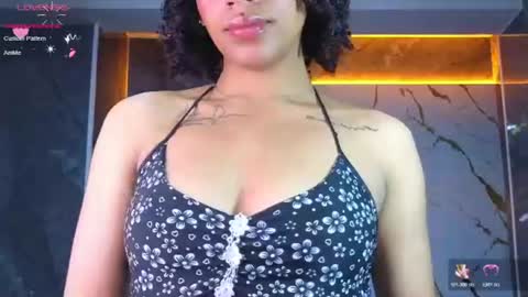 Snapshot of violeth_b chatting on July 28, 2026, 4:39 pm violeth_b online show from July 28, 2026, 4:39 pm
