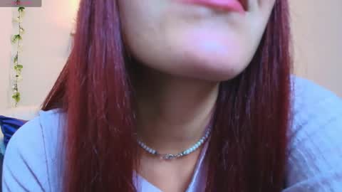 violeth_rosse_ online show from April 28, 2026, 2:27 am