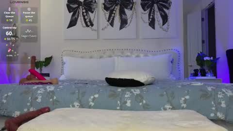 Snapshot of violetik888 chatting on July 30, 2026, 6:29 pm VioletBaby online show from July 30, 2026, 6:29 pm