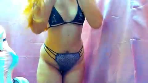 Snapshot of violetlivia chatting on May 12, 2026, 9:23 pm Livia help get 100 likes online show from May 12, 2026, 9:23 pm