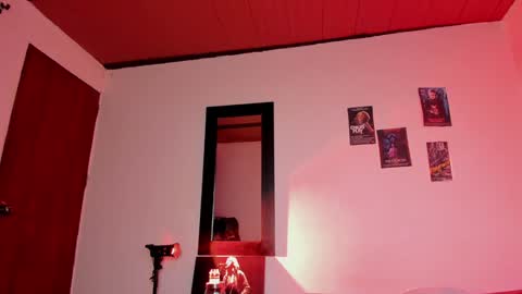 Snapshot of violetsalvatore chatting on December 11, 2024, 10:58 am Violet salvatore online show from December 11, 2024, 10:58 am