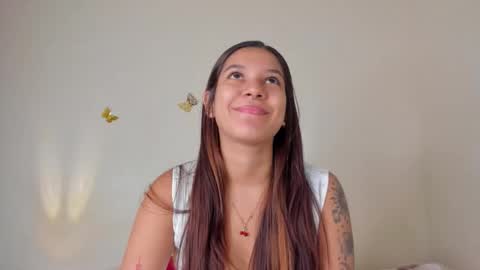 Snapshot of violett_24_ chatting on October 11, 2025, 11:47 pm violett_24_ online show from October 11, 2025, 11:47 pm