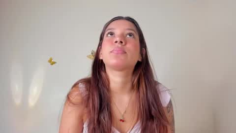 Snapshot of violett_24_ chatting on October 16, 2025, 12:00 am violett_24_ online show from October 16, 2025, 12:00 am