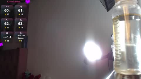 Snapshot of violett_brown9 chatting on May 31, 2026, 6:53 am violett_brown9 online show from May 31, 2026, 6:53 am