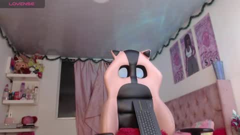 Snapshot of violett_brown9 chatting on June 2, 2026, 5:42 am violett_brown9 online show from June 2, 2026, 5:42 am