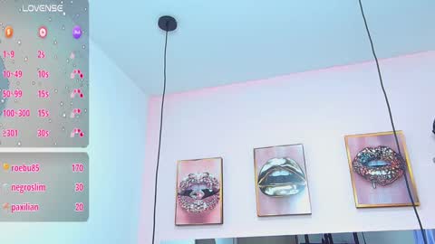 Violeta froz online show from March 6, 2025, 11:42 pm