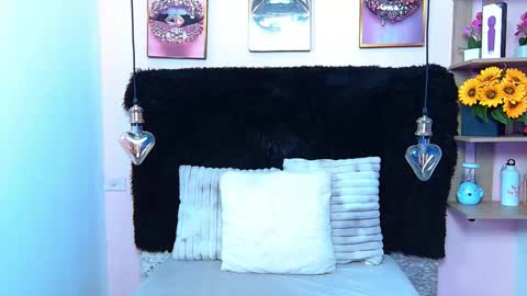 Violeta froz online show from September 29, 2025, 7:19 pm