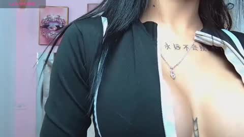 Violeta froz online show from December 3, 2025, 7:12 pm