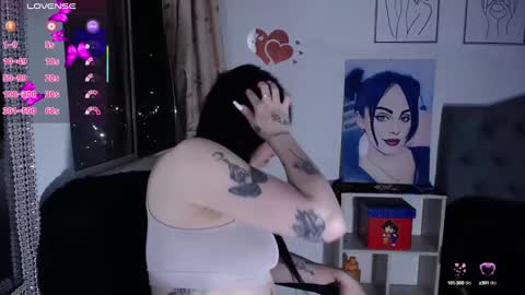 Snapshot of violett_hottie chatting on January 19, 2025, 2:57 am violett Independent model online show from January 19, 2025, 2:57 am