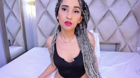 Violett  online show from January 9, 2026, 8:43 pm