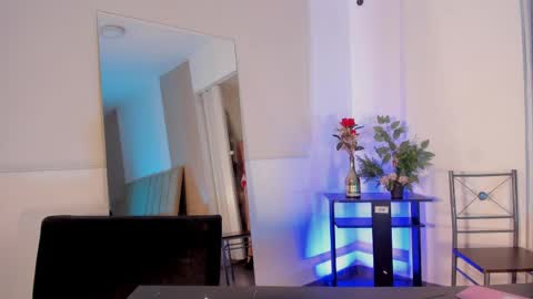 violetta_bold online show from April 28, 2026, 3:39 pm