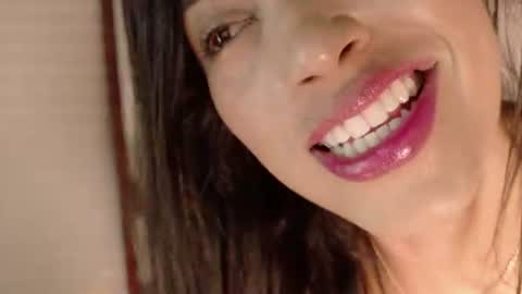 violetta_bold online show from July 17, 2026, 11:50 am