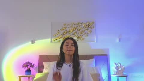 Snapshot of violetta_finch chatting on May 8, 2026, 10:20 am violetta_finch online show from May 8, 2026, 10:20 am