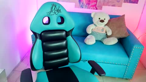 Violeta online show from July 8, 2026, 6:01 pm