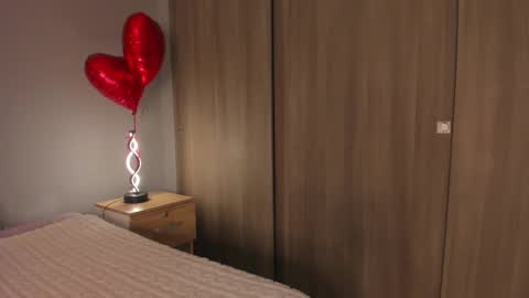 Snapshot of violetta_swift_ chatting on February 16, 2025, 7:15 am violetta independent model online show from February 16, 2025, 7:15 am