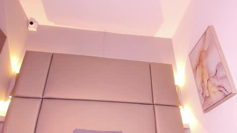 Snapshot of violettaevans_ chatting on March 7, 2025, 11:49 pm Violetta online show from March 7, 2025, 11:49 pm