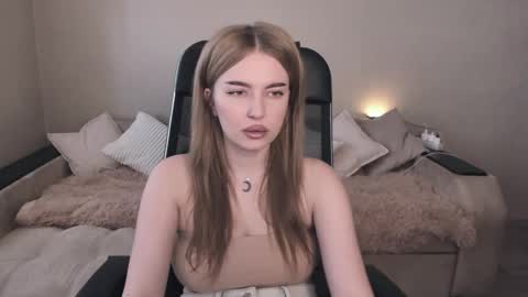 Snapshot of violettaotis chatting on March 9, 2025, 11:36 am ViolettaOtis online show from March 9, 2025, 11:36 am