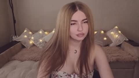 ViolettaOtis online show from October 4, 2025, 12:47 pm