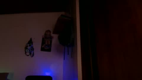 violetafetish online show from December 23, 2024, 2:13 am