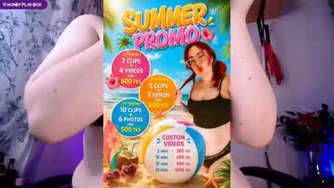 Snapshot of violettasexycam chatting on August 2, 2026, 9:35 pm violetafetish online show from August 2, 2026, 9:35 pm