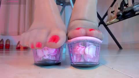 Snapshot of violettastrada chatting on December 4, 2025, 10:07 pm CALL ME TATIANA online show from December 4, 2025, 10:07 pm