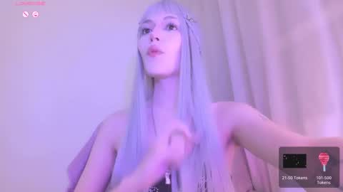 Snapshot of violettbones chatting on February 24, 2025, 3:55 am Violett online show from February 24, 2025, 3:55 am