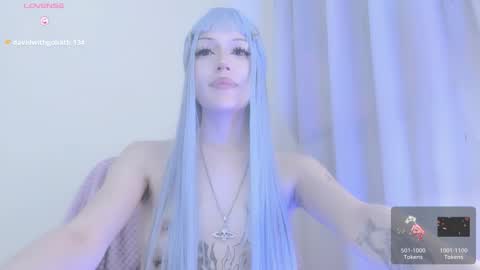 Snapshot of violettbones chatting on October 24, 2025, 6:32 am Violett online show from October 24, 2025, 6:32 am